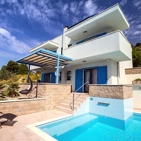 Tolles In Mit Offenem Kamin Holiday home