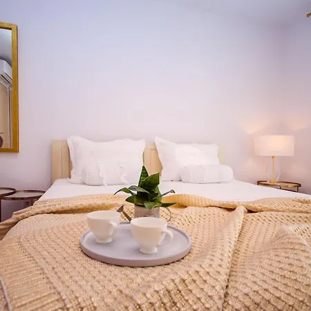 Tolles In Mit Offenem Kamin Holiday home Duce