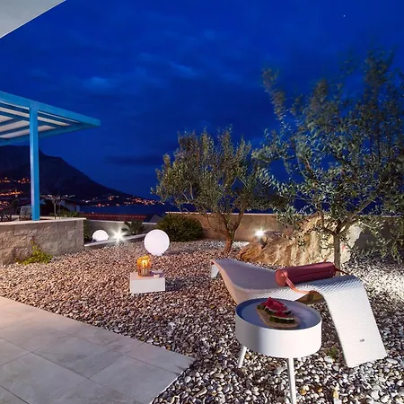 Holiday home Tolles In Mit Offenem Kamin Duce